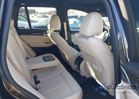 2019 BMW X3 xDrive30I z USA, uszkodzony, nr VIN 5UXTR9C51KLE11862